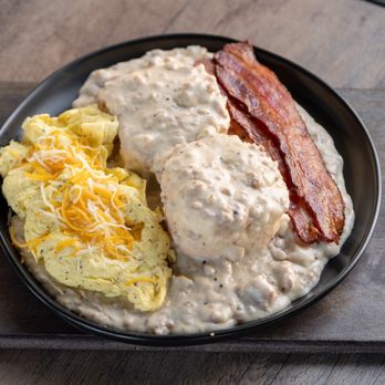 Beachin’ Biscuits - Great food! - Breakfast & Brunch Near Me - Pismo Beach, California
