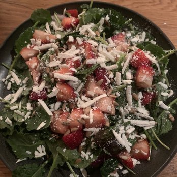 Limewood Bar & Restaurant - Kale salad - New American Near Me - Berkeley, California