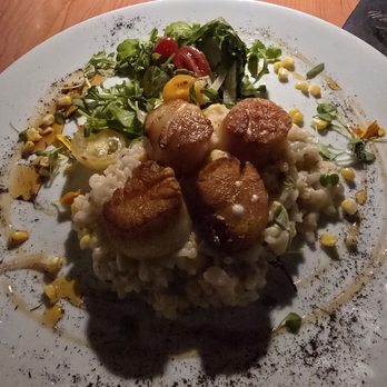 Mezza Luna Ristorante - Seared scallops with corn risotto - New American Near Me - Neptune Beach, Florida Mezza Luna Ristorante - Seared scallops with corn risotto - New American Near Me - Neptune Beach, Florida