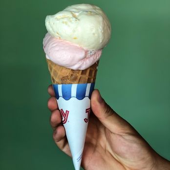 Sassy Cow Creamery - Ice Cream & Frozen Yogurt Near Me - Columbus, Wisconsin Sassy Cow Creamery - Ice Cream & Frozen Yogurt Near Me - Columbus, Wisconsin