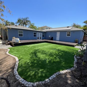 Magic Turf - artificial grass in front of a house - Lawn Services Near Me Magic Turf - artificial grass in front of a house - Lawn Services Near Me