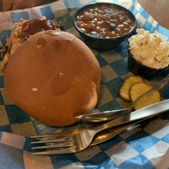Famous Dave's Bar-B-Que - Lunch pulled Georgia Chopped Pork Sandwich - Barbeque Near Me - Reno, Nevada Famous Dave's Bar-B-Que - Lunch pulled Georgia Chopped Pork Sandwich - Barbeque Near Me - Reno, Nevada