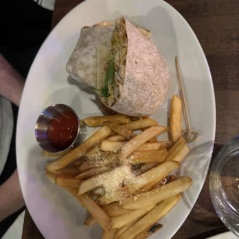Bull Smith's Tavern - Chicken Wrap - Bars Near Me - Smithtown, New York