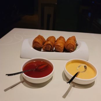 Blossom - veggie egg rolls - Chinese Near Me - Las Vegas, Nevada