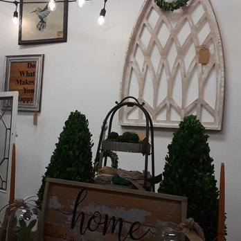 Wirewood Market - Antiques Near Me - Altamonte Springs, Florida Wirewood Market - Antiques Near Me - Altamonte Springs, Florida