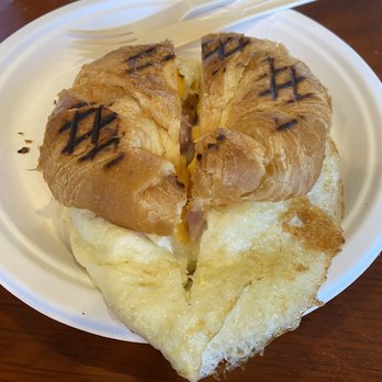 Berghoff Cafe - Mikes egg white special  #bhamfoodguy - German Near Me - Chicago, Illinois