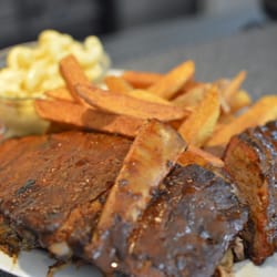 The BBQ Connection - Sampler with beef brisket, mac and cheese, fresh cut fries