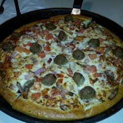 Pizza Hut - Old-fashioned meatbrawl