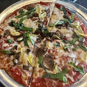 Buttercrust Pizza - Cauliflower pizza - Pizza Near Me - Oviedo, Florida