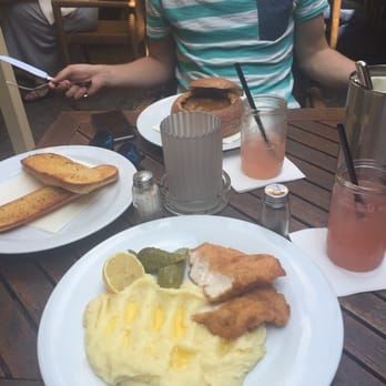 Kotleta - Bars Near Me - Praha 1, Puerto Rico