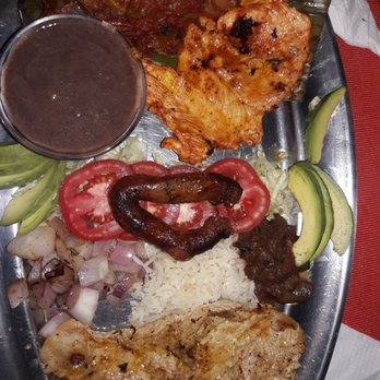 2012 Espacios Mayas - "Platon Yucateco" .. Parrillada de carnes .. EXCELLENT !!! - Vegetarian Near Me - Mérida, YUC 2012 Espacios Mayas - "Platon Yucateco" .. Parrillada de carnes .. EXCELLENT !!! - Vegetarian Near Me - Mérida, YUC