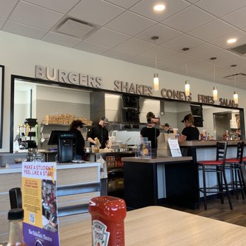 Gold Star - Looking at the food prep area. - Fast Food Near Me - Alexandria, Kentucky