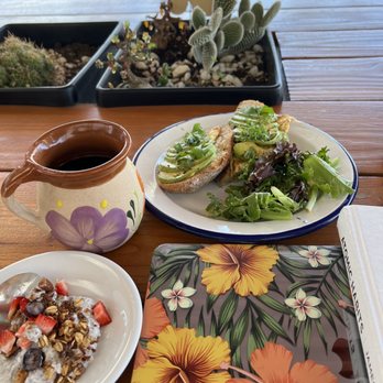 A Romo's Cafe - Coffee & Tea Near Me - Hayward, California