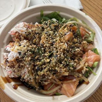 Fish & Things Poke Bar - Regular bowl with salmon - Poke Near Me - San Jose, California