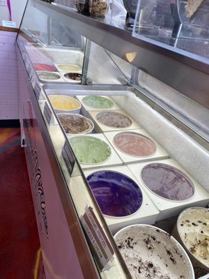 Cream Me Ice Creamery by null