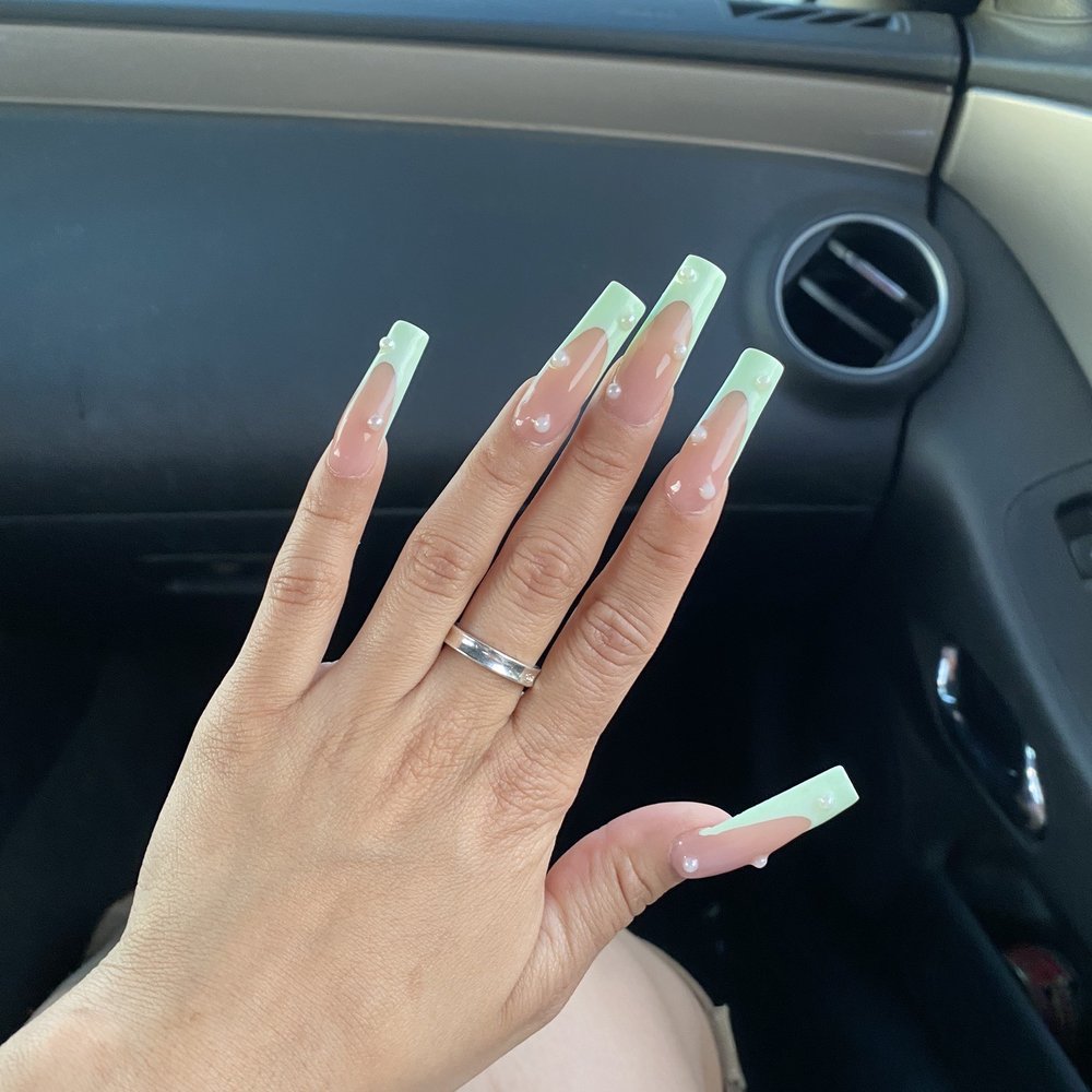 Hollywood Nails - Nail Salons Near Me - Pleasant Hill, California Hollywood Nails - Nail Salons Near Me - Pleasant Hill, California