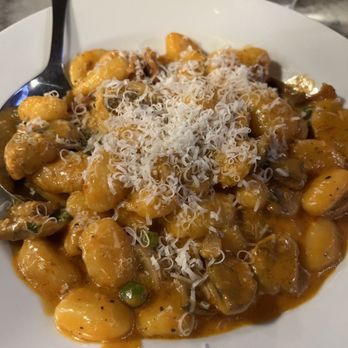 BenCotto - Boston - Gluten Free Boscaiola with gnocchi - Italian Near Me - Boston, Massachusetts