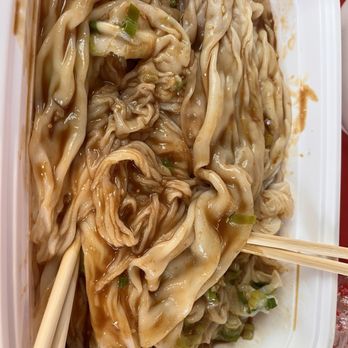 Hei Hei Rice Roll - Mixed sauce afterwards - Noodles Near Me - Richmond, British Columbia Hei Hei Rice Roll - Mixed sauce afterwards - Noodles Near Me - Richmond, British Columbia