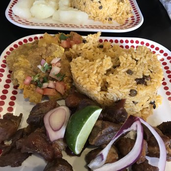 El Lechon De Negron - Carne frita - Food Trucks Near Me - Union, New Jersey El Lechon De Negron - Carne frita - Food Trucks Near Me - Union, New Jersey