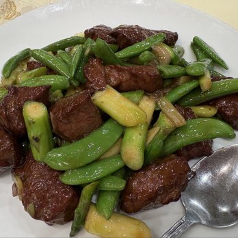 Golden Wonton King - sautéed steak with asparagus - Cantonese Near Me - Flushing, New York