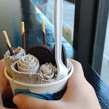 Minus Celsius Ice Cream - Ice Cream & Frozen Yogurt Near Me - New York, New York Minus Celsius Ice Cream - Ice Cream & Frozen Yogurt Near Me - New York, New York