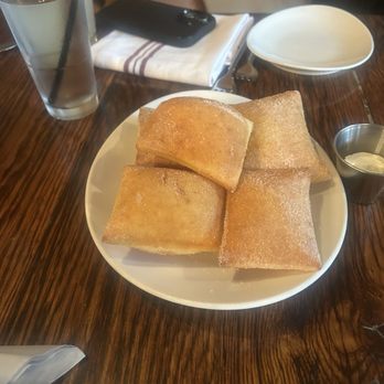 Barrel & Crow - Sweet Beignets (6) - Southern Near Me - Bethesda, Maryland