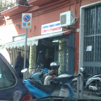 Libri e fumetti - Tantissimi fumetti e libri usati, adatto ai collezionisti e/o gli amanti della carta stampata che vogliono risparmiare - Used Bookstore Near Me - Naples, NA
