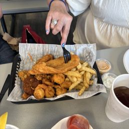 Phils fisherman plater