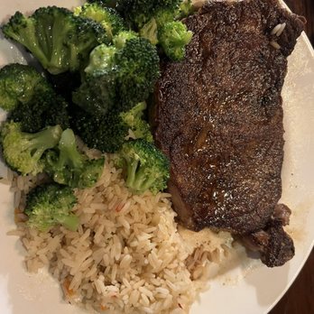 LongHorn Steakhouse - Ribeye - Steakhouses Near Me - Snellville, Georgia