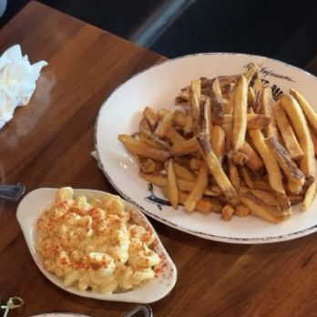 Butcher Bar - Half Baked Mac & Cheese  Hand Cut Fresh Fries - Barbeque Near Me - Astoria, New York