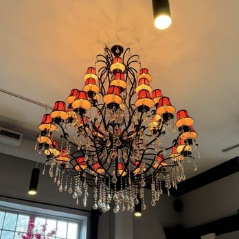 Chez Joel Bistro - The chandelier - French Near Me - Chicago, Illinois