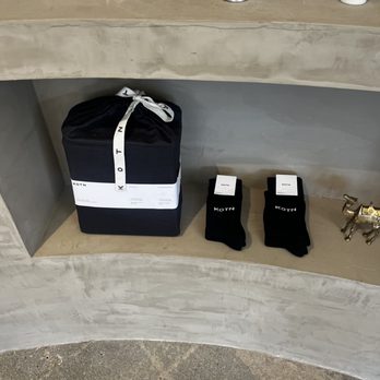 Kotn - Men's Clothing Near Me - Los Angeles, California Kotn - Men's Clothing Near Me - Los Angeles, California