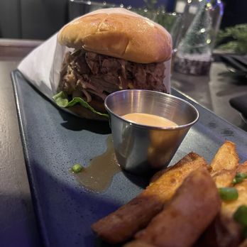 The Crawlspace Gastropub - The burger is amazinnnnnnngggggggg - Gastropubs Near Me - Mercer Island, Washington The Crawlspace Gastropub - The burger is amazinnnnnnngggggggg - Gastropubs Near Me - Mercer Island, Washington