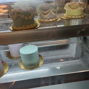 Saint Street Cakes - Mini cakes - Custom Cakes Near Me - Brooklyn, New York Saint Street Cakes - Mini cakes - Custom Cakes Near Me - Brooklyn, New York