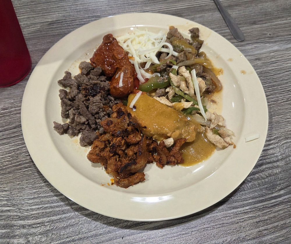 Pacos Buffet