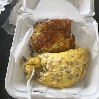 30 Brunch House - Meat lovers omelet with your choice of sides that includes hashbrowns and pancakes - Breakfast & Brunch Near Me - Forney, Texas 30 Brunch House - Meat lovers omelet with your choice of sides that includes hashbrowns and pancakes - Breakfast & Brunch Near Me - Forney, Texas