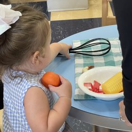 Play kitchen Play kitchen
