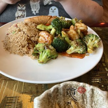 Asian Cuisine - Shrimp with Broccoli - Japanese Near Me - Chambersburg, Pennsylvania Asian Cuisine - Shrimp with Broccoli - Japanese Near Me - Chambersburg, Pennsylvania