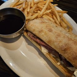Fire Grill - Au jus sandwich