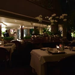 Hunan - The main eating area