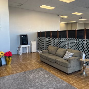 Good Life Auto Tint - Waiting area - Car Window Tinting Near Me - Las Vegas, Nevada