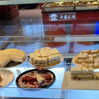 Feast Utopia - Dessert area - Sushi Bars Near Me - Clackamas, Oregon Feast Utopia - Dessert area - Sushi Bars Near Me - Clackamas, Oregon