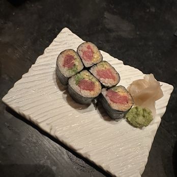 Nobu - Spicy Tuna Roll - Sushi Bars Near Me - Atlantic City, New Jersey Nobu - Spicy Tuna Roll - Sushi Bars Near Me - Atlantic City, New Jersey
