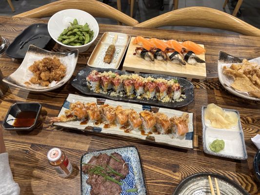 Kinjo Sushi & Izakaya by null