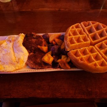 Sun Diner - Million Dollar Quartet with Waffle - Breakfast & Brunch Near Me - Nashville, Tennessee Sun Diner - Million Dollar Quartet with Waffle - Breakfast & Brunch Near Me - Nashville, Tennessee