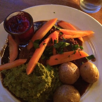 Pingvinen - Meatballs - Scandinavian Near Me - Bergen, 12 Pingvinen - Meatballs - Scandinavian Near Me - Bergen, 12