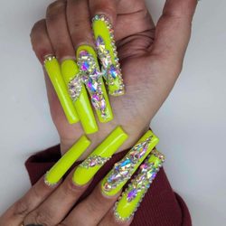 Maple Nail & Spa