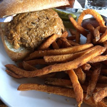 The Observatory - Pulled Pork (without Slaw) and sweet potato fries - New American Near Me - Portland, Oregon