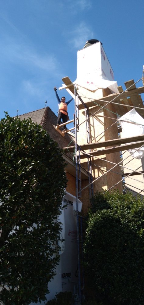 Slide of Hector Mendez Construction and Renovation