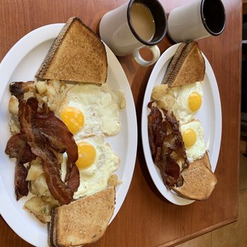 Broadway Deli & Bagels - Delis Near Me - New York, New York Broadway Deli & Bagels - Delis Near Me - New York, New York